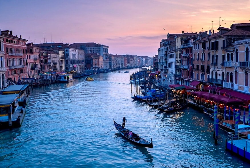 Ultimate Backpacker Guide • Best Hostels in Venice for 2018