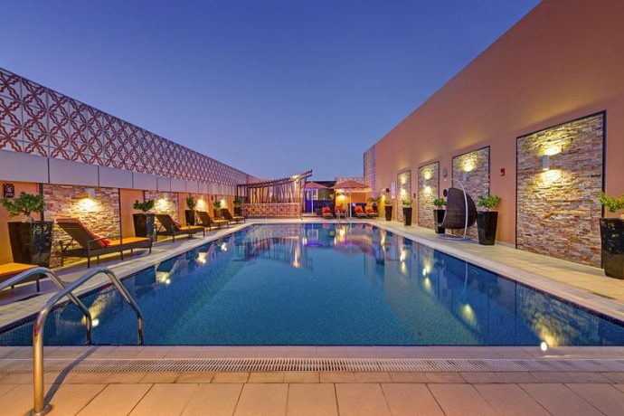 5 BEST Hostels In Dubai (2024 Insider Guide)