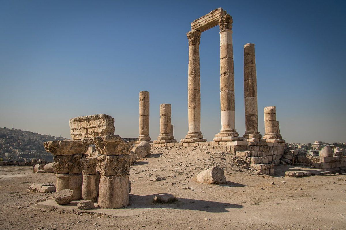 the temple of hercules in amman jordan
