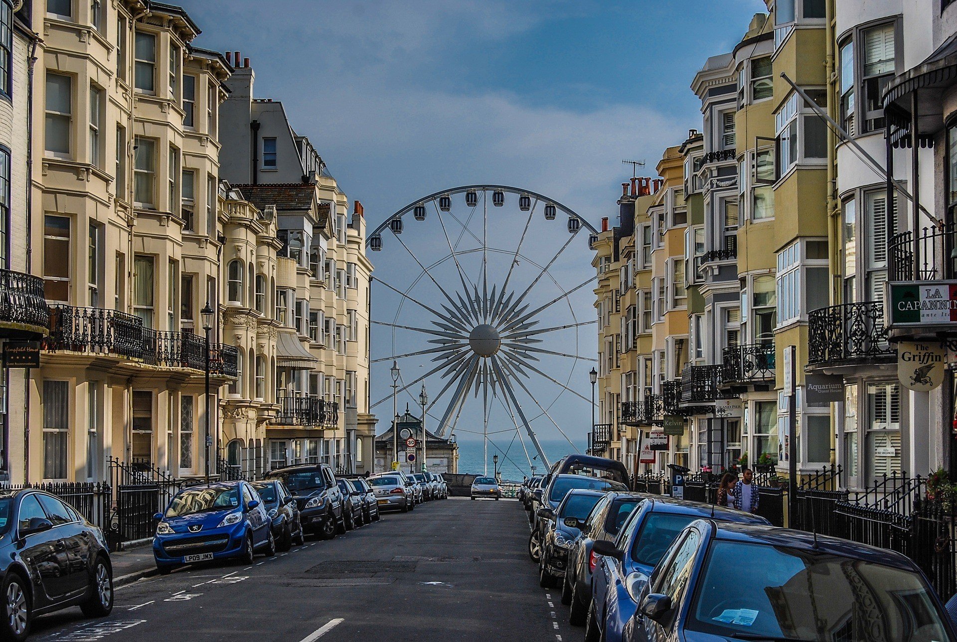 The most COLOURFUL streets in Brighton: best things to do in Brighton!