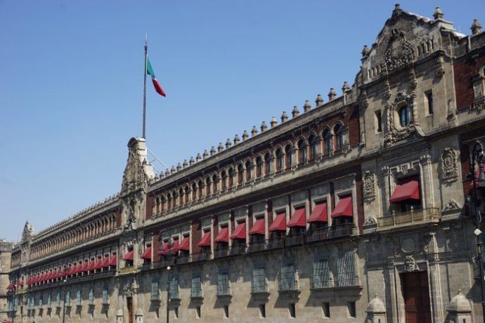 Backpacking Mexico City The ULTIMATE Mexico City Travel Guide 2024   Mexicocitynationalpalace 690x460 