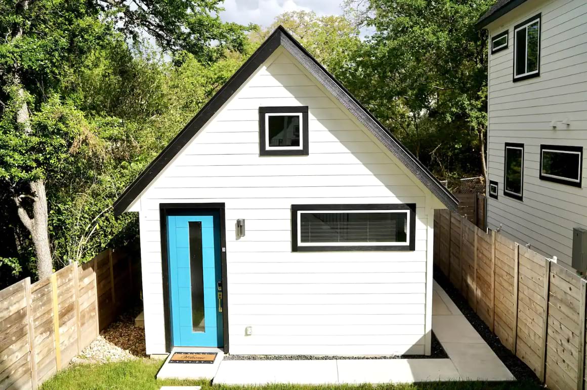 Brand New Private Studio Close to Downtown Austin