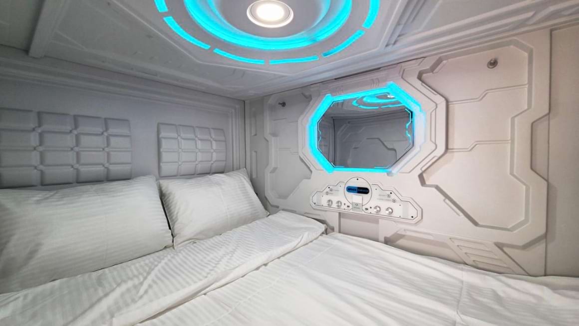 capsula hotel