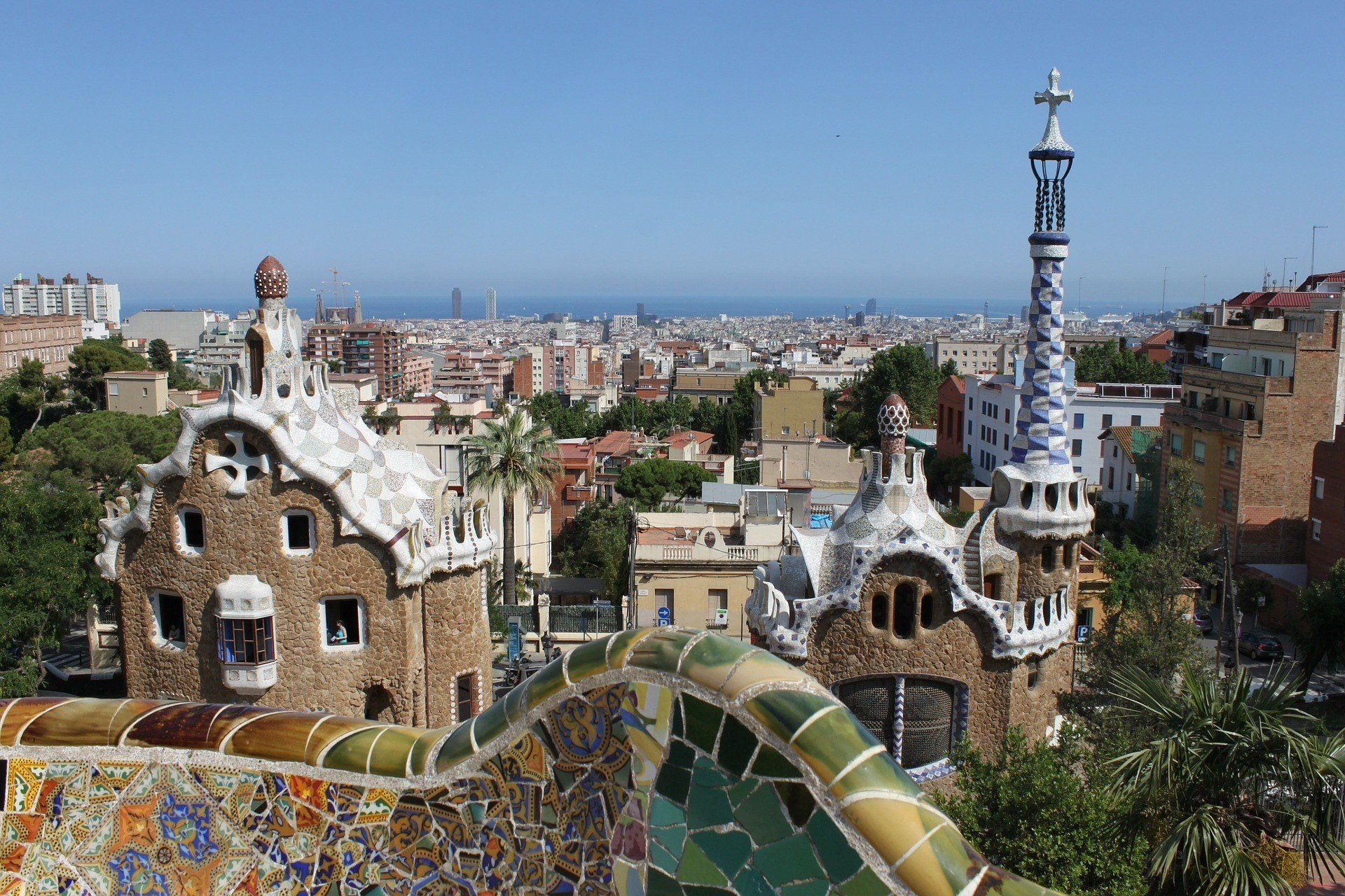 barcelona safe to live gaudi architecture