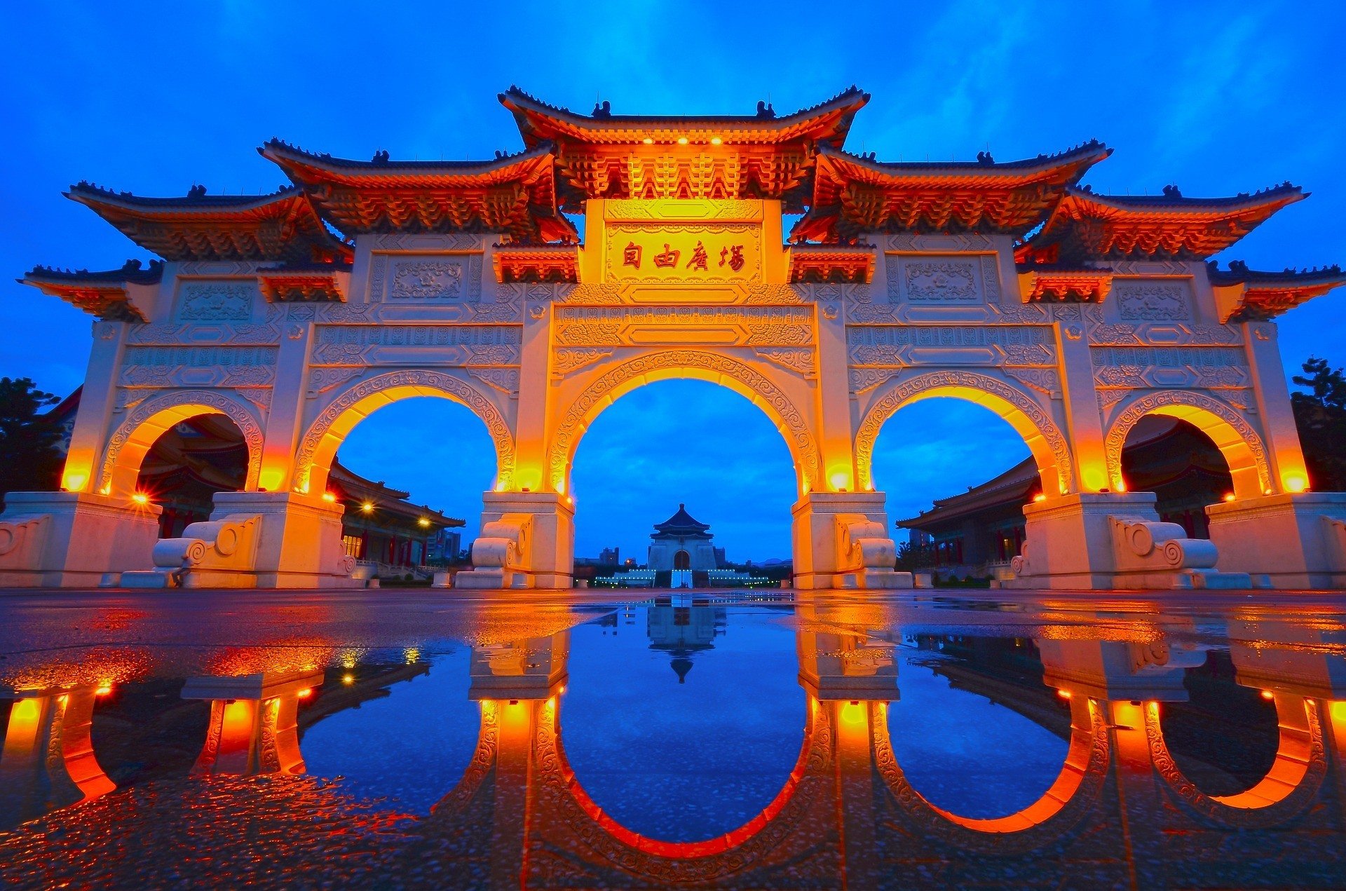 A lit up temple suitable for a Taipei itinerary