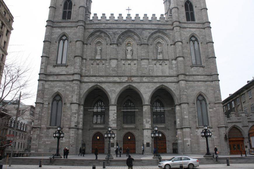 Notre Dame Basilica Montreal 870x580 