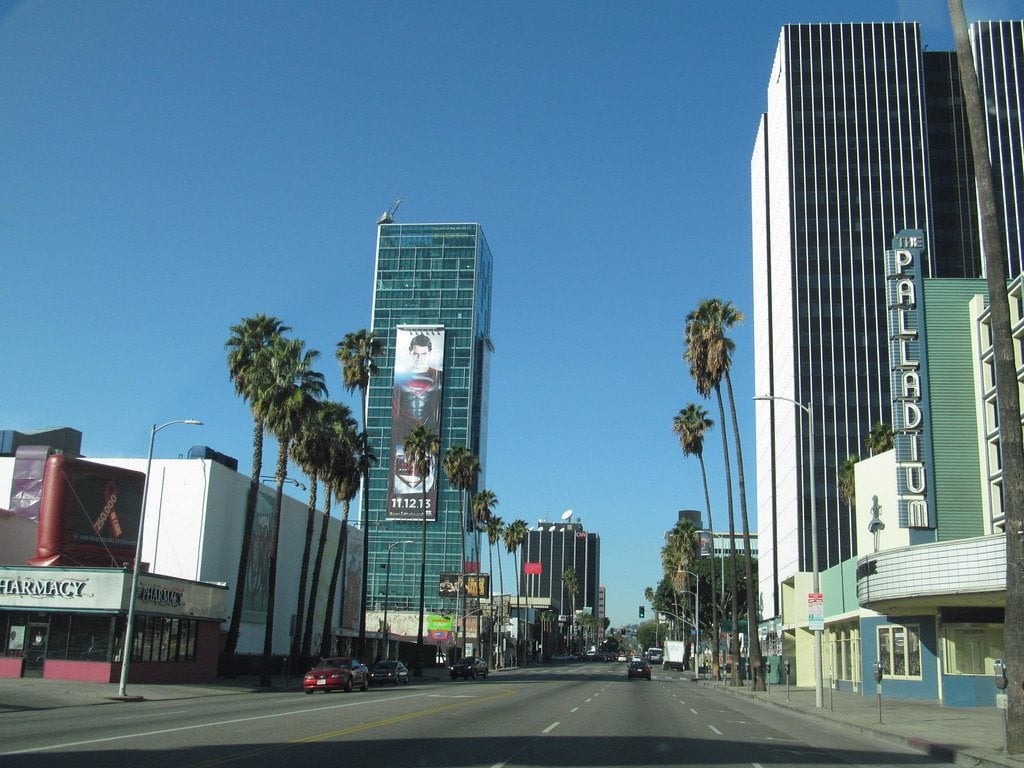 safe places to visit in los angeles