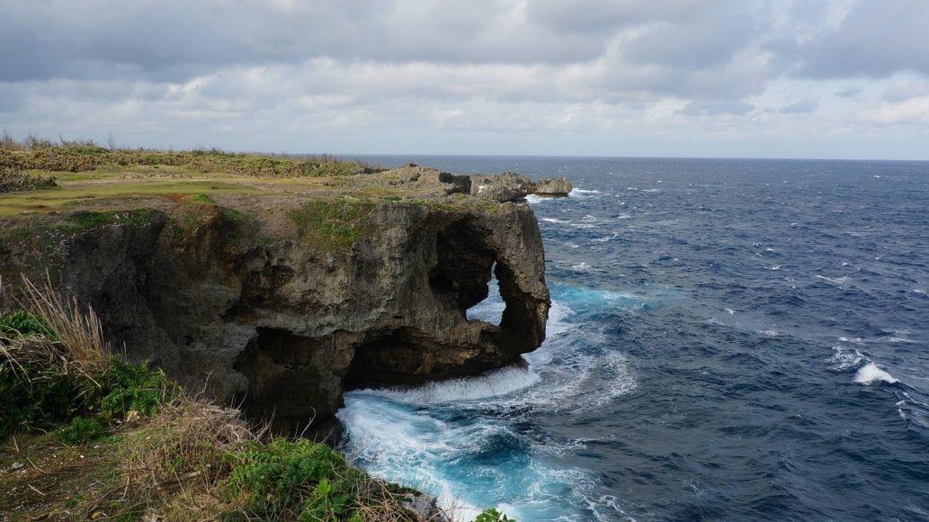 5 UNREAL Beaches in Okinawa (2024 Edition)