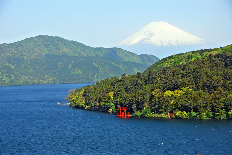 Mt Fuji and Hakone Cruise and Bus Tour