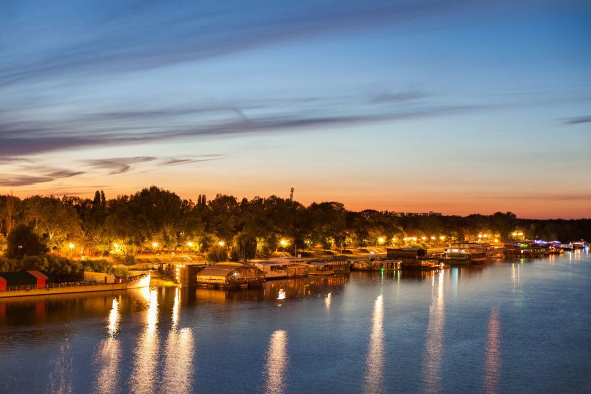 belgrade serbia river at night