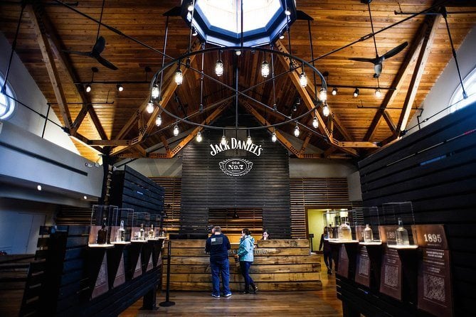 Nashville to Jack Daniels Distillery Bus Tour