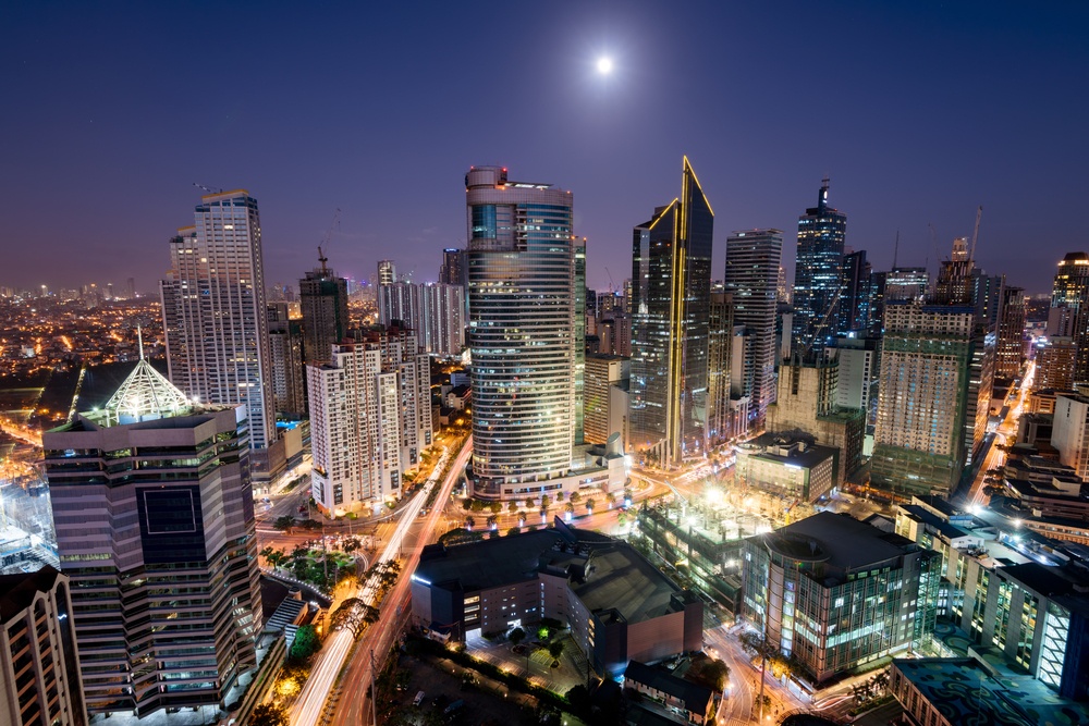 when to stay in manila