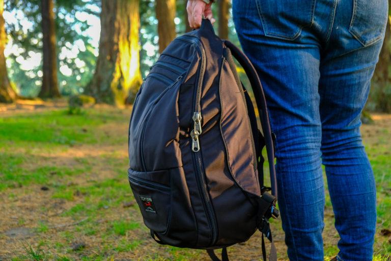 Tom Bihn Synapse 25 vs Synik 30 Review (2024)