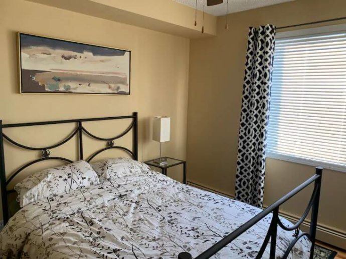 15 STUNNING Airbnbs In Edmonton [2020 Edition]