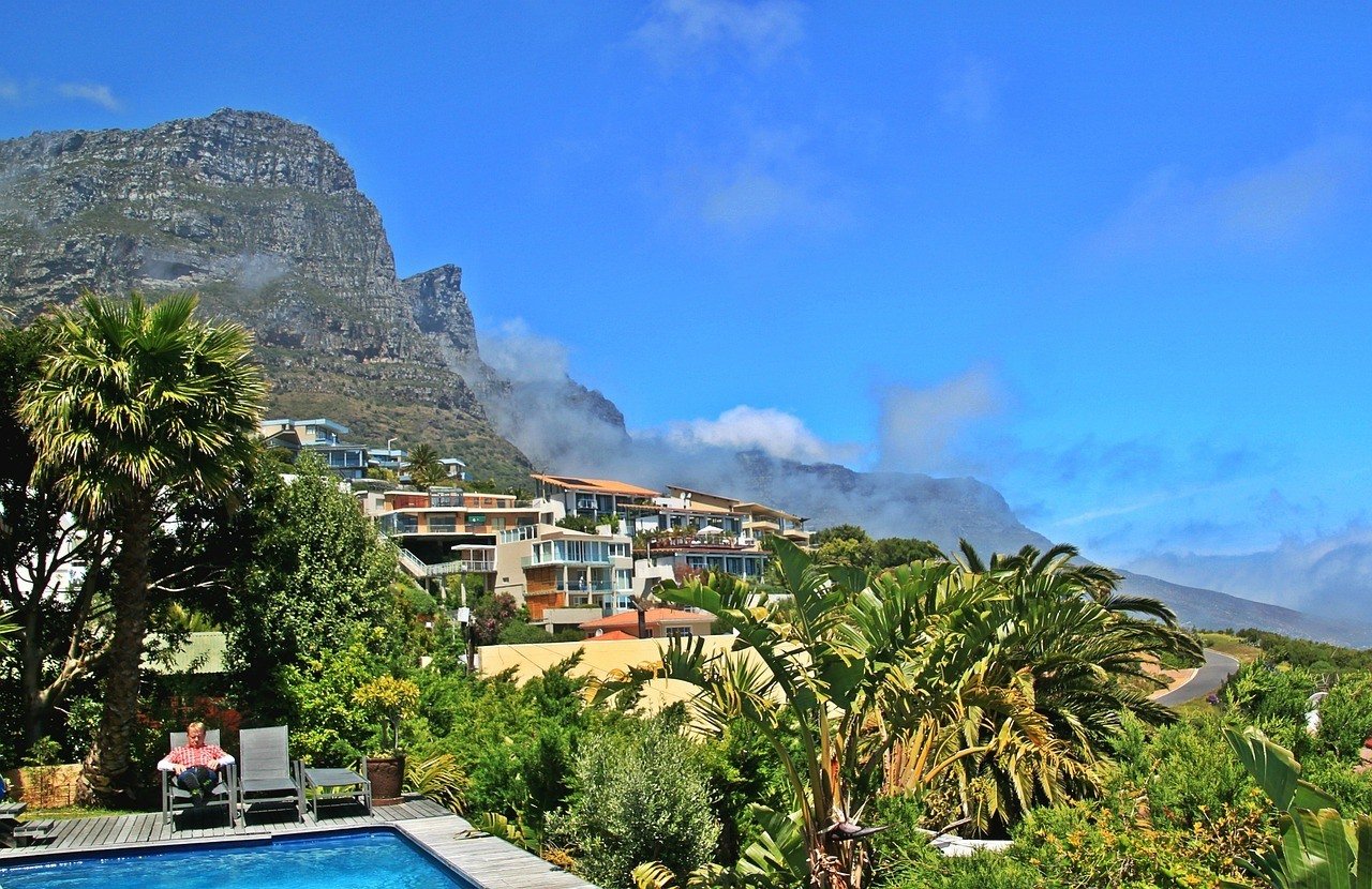15 Stunning Guesthouses In Cape Town [2023 Edition]