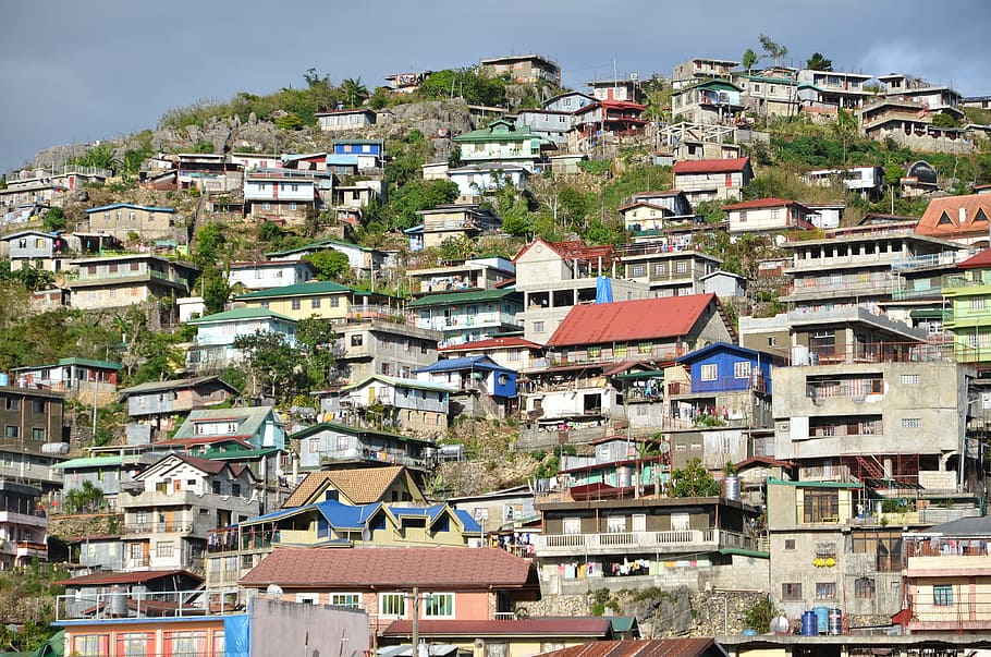 Lots of houses packed on to a hill in Bugio, Philippines