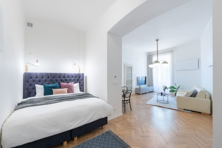 14 of the Best Airbnbs in Prague: My Top Picks