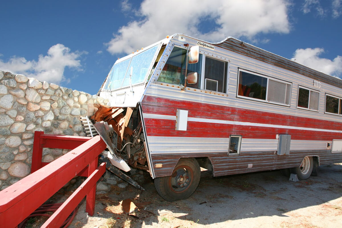 Crashed RV hire in Las Vegas totally wrecked