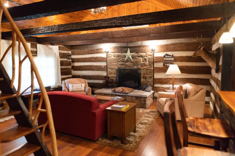 15 STUNNING Cabins In West Virginia [2024 Edition]