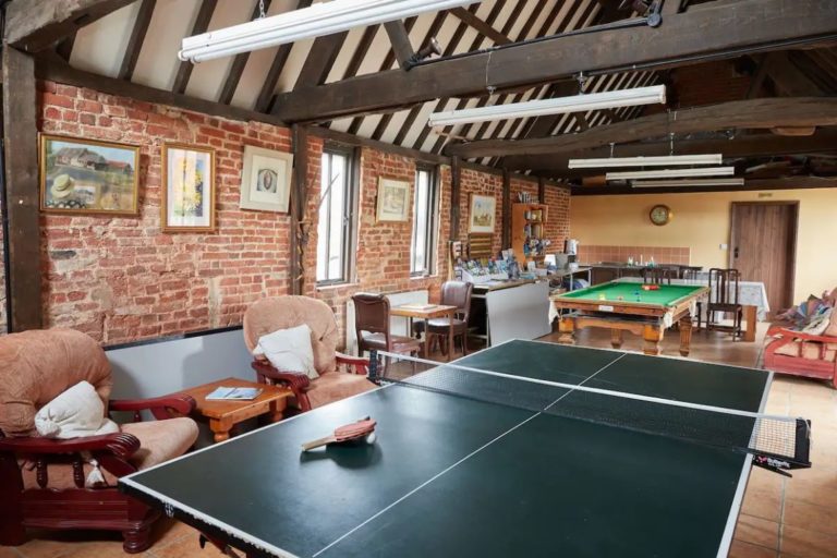 19 of the Best Airbnbs in Norfolk My Top Picks