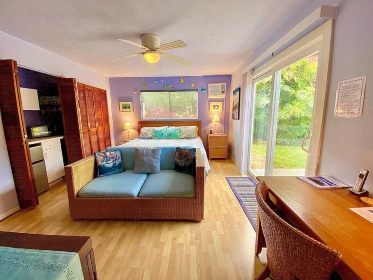 15 STUNNING Bed And Breakfast In Maui [2024 Guide]