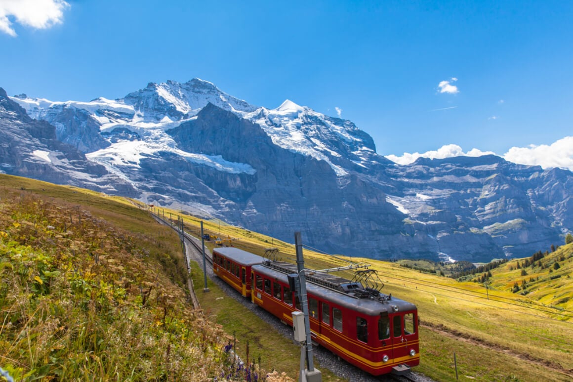 How Safe is Switzerland to Visit? (2024 Guide)