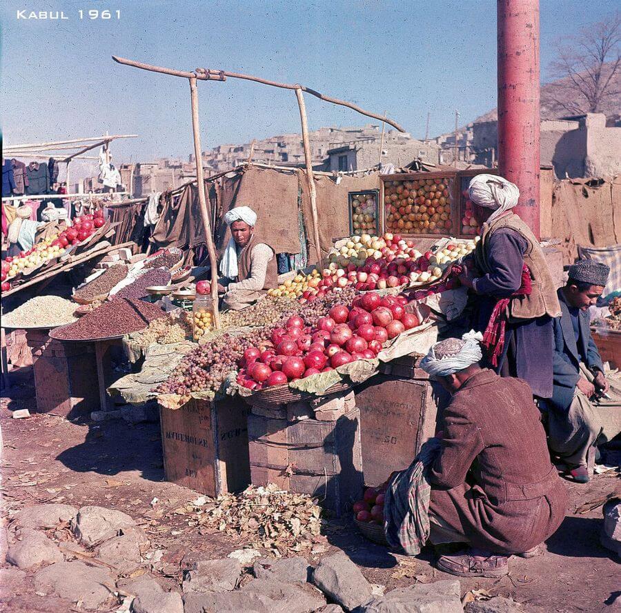 A photo of fruit markets in Kabul circa 1961.