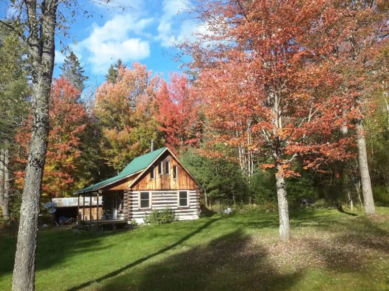 12 STUNNING Cabins In Vermont [2024 Edition]