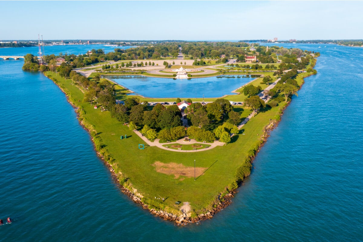 belle isle island detroit travel guide