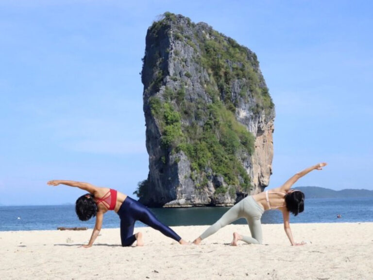 10 STUNNING Yoga Retreats in Thailand in 2024