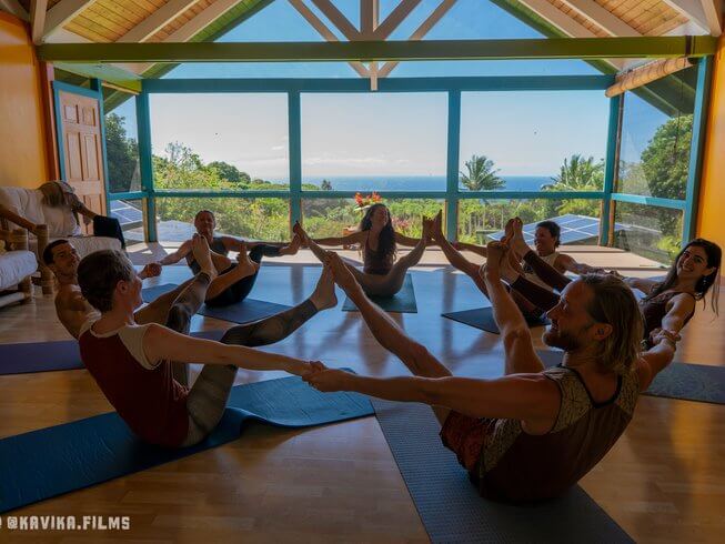 6 Day Adventure and Yoga Retreat Kauai, Hawaii, US •
