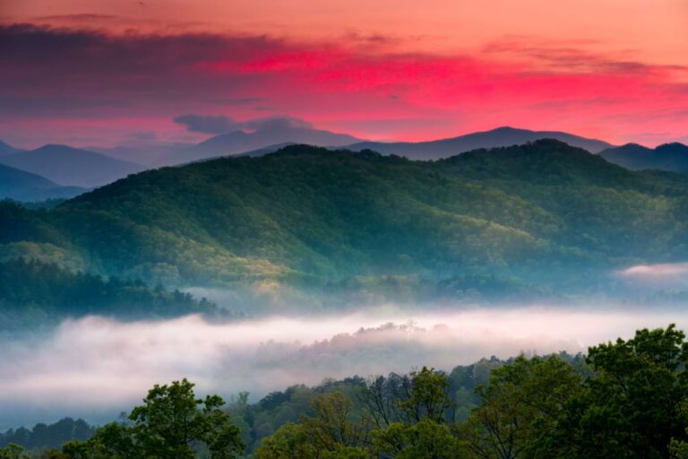 Where to Stay in Great Smoky Mountain National Park: The BEST Areas in 2024