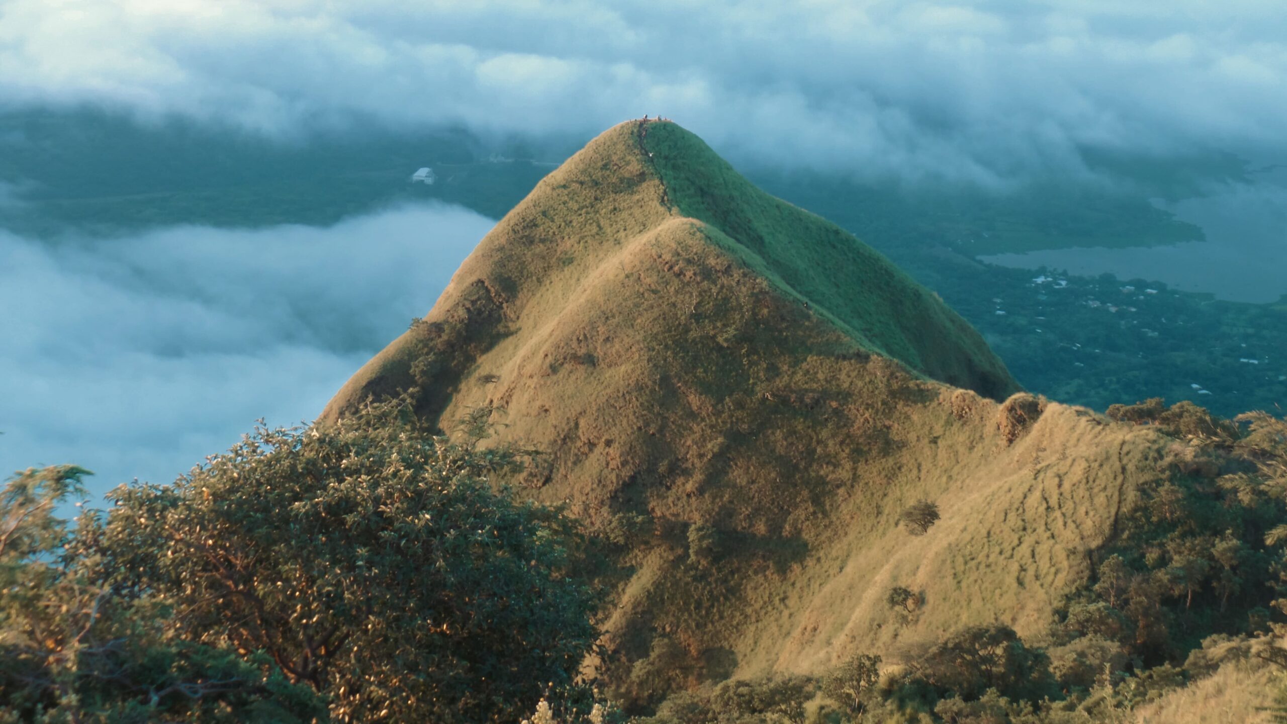 Visit El Salvador: 2024 Travel Guide for El Salvador, Mexico and Central  America