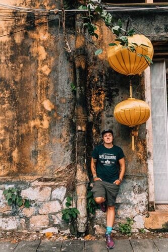 Backpacking Vietnam - The ULTIMATE Vietnam Travel Guide (2024)