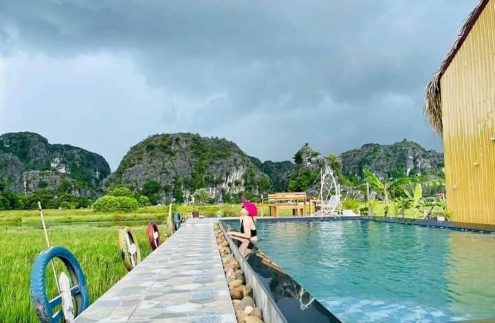 Hang Mua Bungalow Ninh Binh Vietnam