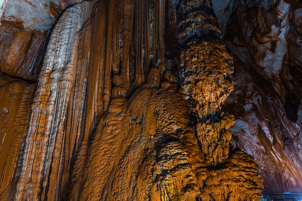 Details of formations in a cave