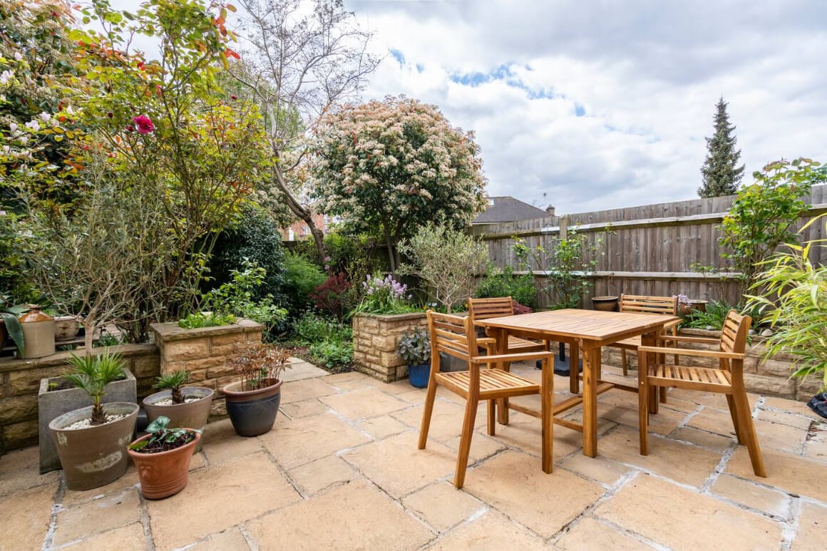 Private Ensuite with Shared Terrace in Reading