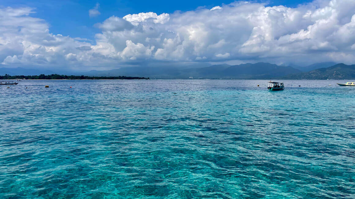 clear blue sea in gili meno, lombok