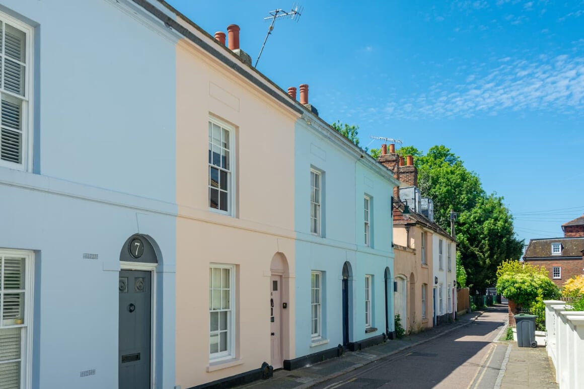 Stunning Georgian Cottage In The City of Canterbury