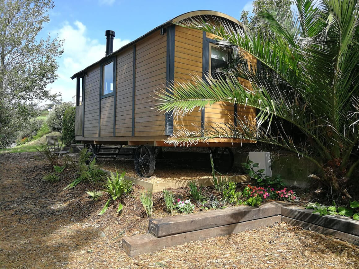 Wolf Valley- Star Gazing Shepherds Hut in Woolacombe