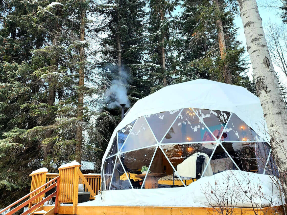 Glamping Dome in Blaeberry, Kicking Horse Mountain Resort