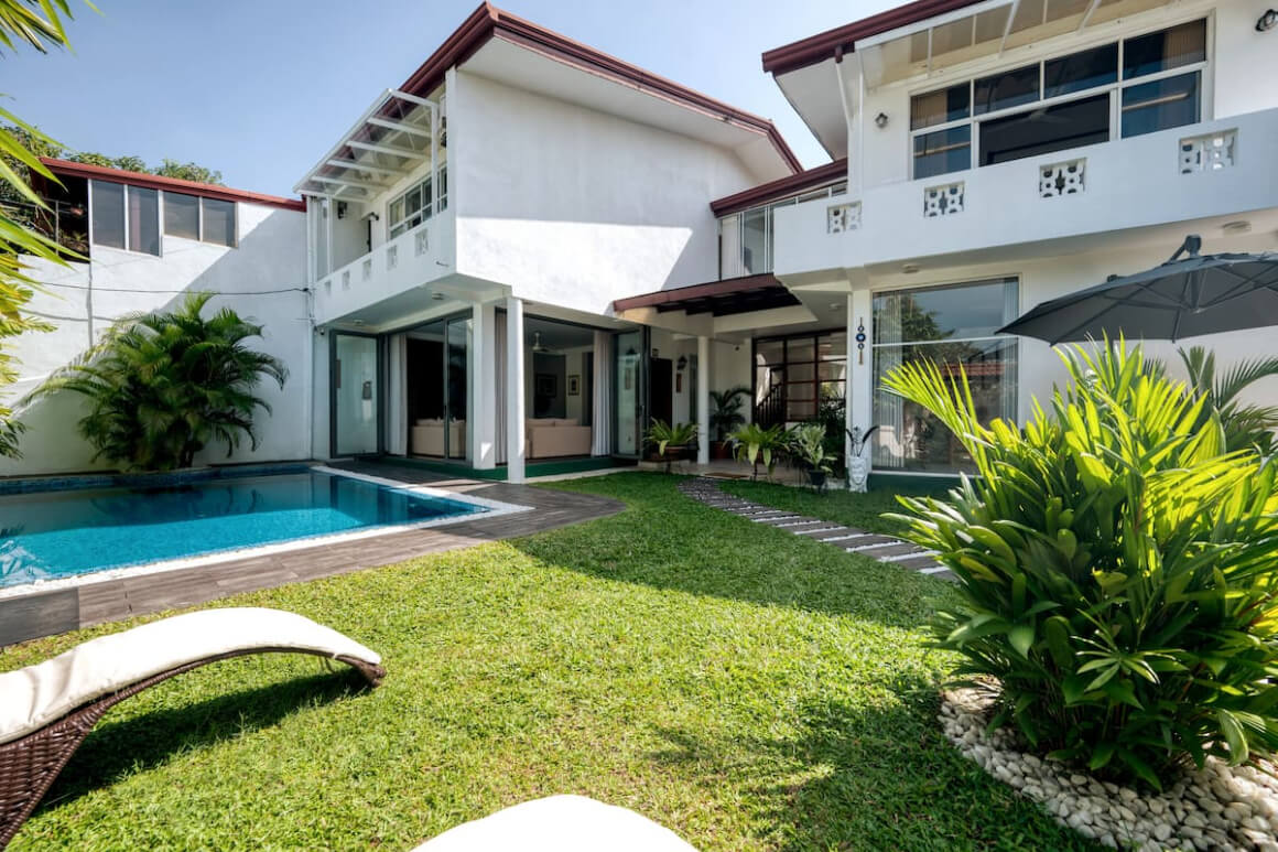 Entire Boutique Villa With Pool (PEARL) in Colombo