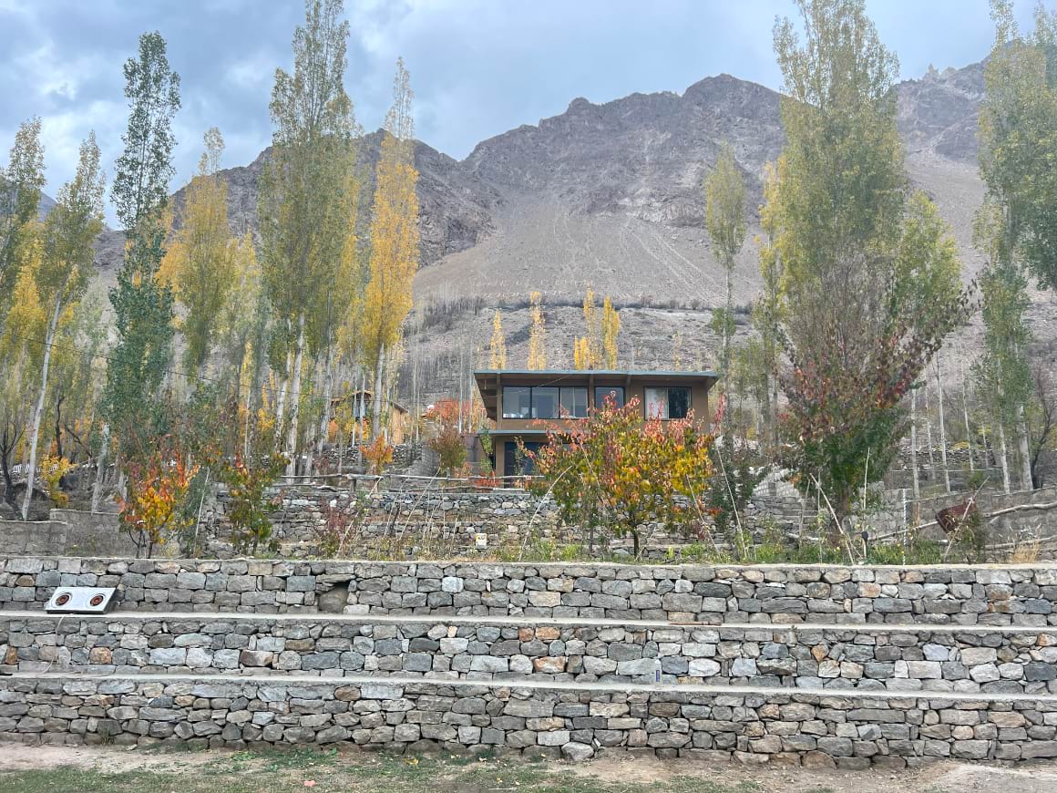 hostel nomads hunza