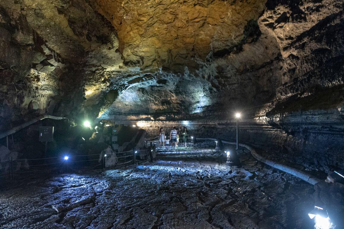 Manjanggul Caves