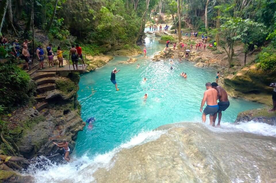 Ocho Rios Irie Blue Hole tour