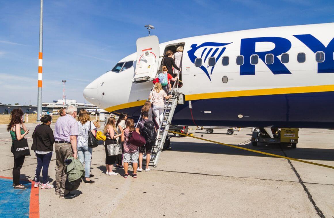 berlin ryanair passengers