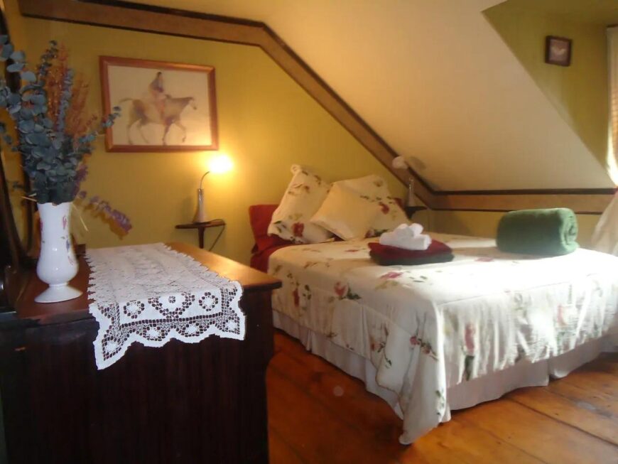 7 STUNNING Bed And Breakfasts In Quebec City 2024 EDITION   Room And Breakfast Quebec 870x870 