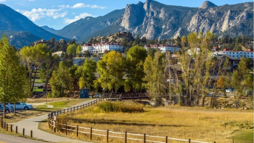 Where To Stay In Estes Park The BEST Areas In 2024   Downtown Estes Park 870x870 