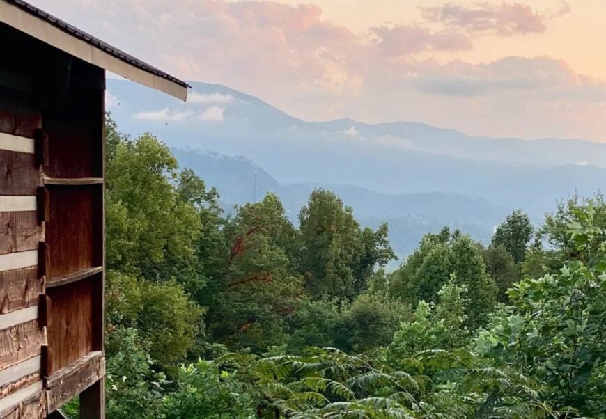 15 STUNNING Cabins In Tennessee 2024 Edition   Tennessee Charming Mountain Cabin Sleeps Two 870x870 