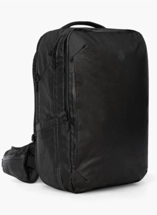 travelling bag black